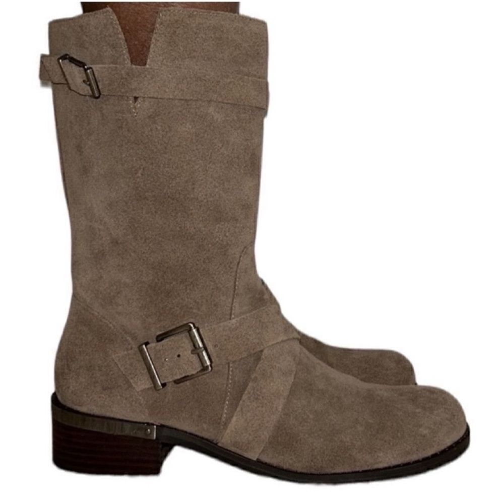 Vince Camuto Tan/Brown Mid-calf Leather
Boots(Size 9.5M)